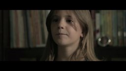 Clip 'La bimba conta gli alberi' - Miss Violence