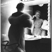 Marlene Dietrich in camerino