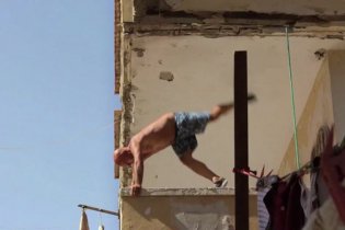 Trailer - Ritratti abusivi