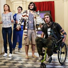 Fuga di cervelli: Guglielmo Scilla con Frank Matano, Olga Kent e Andrea Pisani in una scena