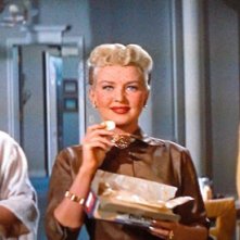 Come sposare un milionario: Marilyn Monroe con Betty Grable e Lauren Bacall