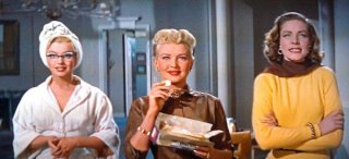 Come sposare un milionario: Marilyn Monroe con Betty Grable e Lauren Bacall