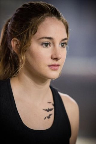 Divergent: Shailene Woodley in un bel primo piano