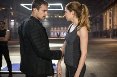 Divergent: Shailene Woodley si confronta con Theo James