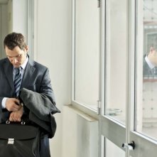 Il venditore di medicine: Claudio Santamaria, protagonista del film, in una scena