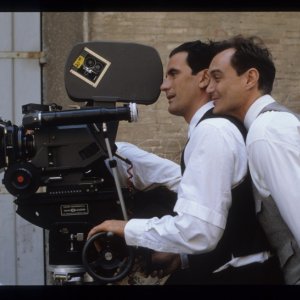 Le vie del signore sono finite: Massimo Troisi e Massimo Bonetti sul set (foto di MARIO TURSI)