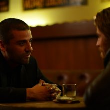 Mojave: un dialogo tra Oscar Isaac e Garrett Hedlund