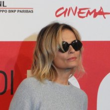 Il venditore di medicine: Isabella Ferrari posa a Roma 2013