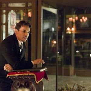 Dracula: Jonathan Rhys Meyers nell'episodio A Whiff of Sulphur