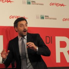 I corpi estranei: Filippo TImi presenta il film a Roma 2013 e scherza con i fotogradfi