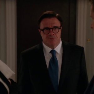 The Good Wife: Nathan Lane in una scena dell'episodio The Next Week