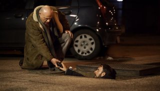 Take five: Salvatore Striano e Peppe Lanzetta in una scena