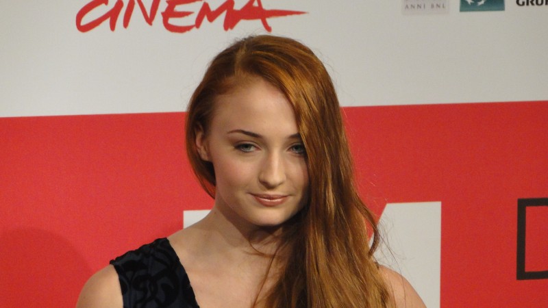 Another Me Sophie Turner Posa Al Photocall Del Festival Di Roma 2013 292185