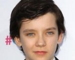 Asa Butterfield è il King of the Kastle