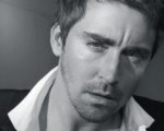 Lee Pace nel biopic su Lance Armstrong