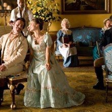 Austenland: Keri Russell con Jane Seymour, James Callis, Ricky Whittle e JJ Feild in una scena del film