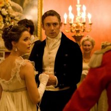 Austenland: Keri Russell con JJ Feild in una scena del film