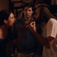 La bataille de Solférino: Vincent Macaigne con in una scena con Arthur Harari e Laetitia Dosch