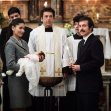 La mafia uccide solo d'estate: Ninni Bruschetta con Barbara Tabita e Rosario Lisma in una scena