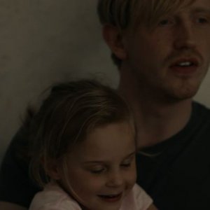 La moglie del poliziotto: David Zimmerschied in una scena familiare