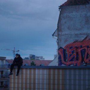 Vandal: Zinedine Benchenine in una scena