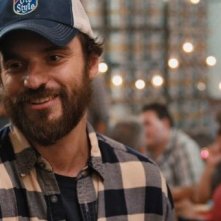 Drinking Buddies: Anna Kendrick con Jake Johnson in una scena del film