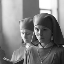 Ida: Agata Trzebuchowska, nei panni di una giovane novizia, in una scena del dramma di Pawel Pawlikowski
