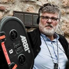 La sedia della felicità: Carlo Mazzacurati in un'immagine promozionale