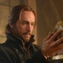 Sleepy Hollow - Tom Mison nell'episodio The Midnight Ride (prima stagione)