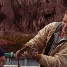 The Grand Seduction: Brendan Gleeson e Taylor Kitsch in una scena