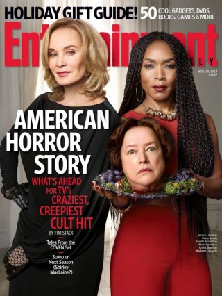 American Horror Story, Coven - Angela Bassett, la testa di Kathy Bates e Jessica Lange sulla cover di Entertainment Weekly