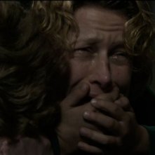 Au nom du fils: la protagonista Astrid Whettnall in una drammatica scena