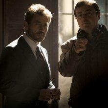 Canìbal: il regista del film Manuel Martín Cuenca sul set con Antonio de la Torre