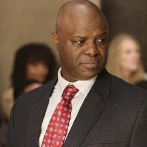 Grey's Anatomy: Robert Wisdom nell'episodio Sorry Seems to Be the Hardest Word