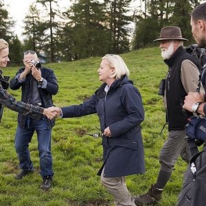 The Station: Hille Beseler con Brigitte Kren in una scena