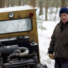 Whitewash: il protagonista Thomas Haden Church in una scena del film