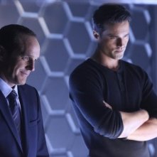 Agents of S.H.I.E.L.D.: Clark Gregg e Brett Dalton nell'episodio The Well