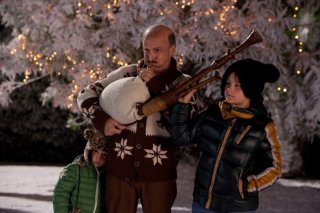 Indovina chi viene a Natale?: Carlo Buccirosso in una scena natalizia