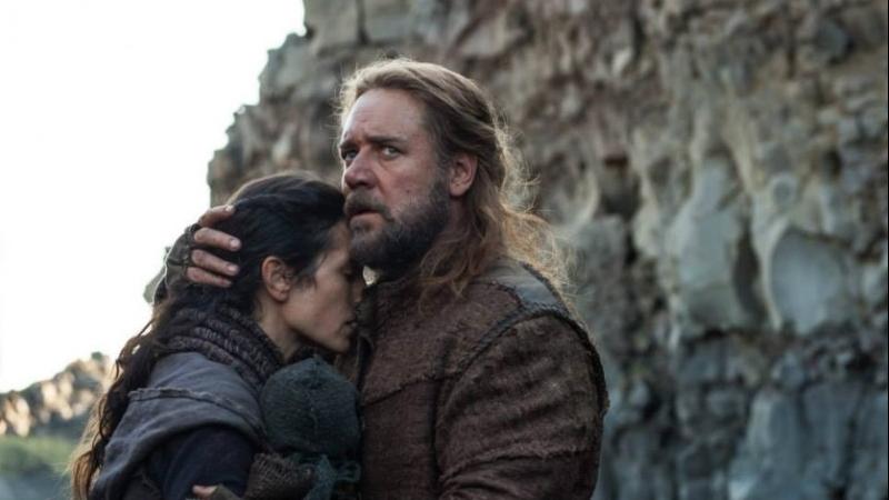 Russell Crowe e Jennifer Connelly in una scena di Noah