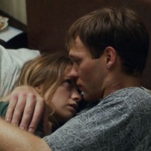 Suzanne: Sara Forestier e Paul Hamy in una drammatica scena del film