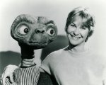 E.T. l'Extraterrestre, Dee Wallace rifiutò una sottotrama amorosa: 'Era un film per famiglie'