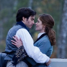 Anna Karénina: Vittoria Puccini e Santiago Cabrera in una scena della fiction Rai