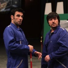 La mossa del pinguino: Edoardo Leo insieme a Ricky Memphis in una scena del film