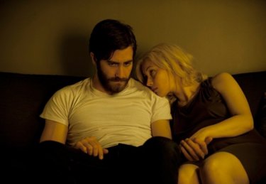 Enemy: Jake Gyllenhaal e Sarah Gadon in un momento intimo