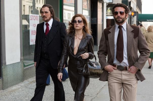 American Hustle Amy Adams Christian Bale E Bradley Cooper In Una Scena 294160