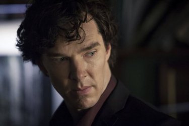 Benedict Cumberbatch in una scena della terza stagione della serie TV Sherlock