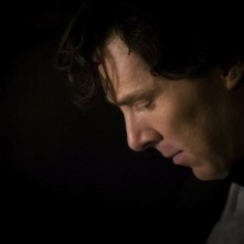 Benedict Cumberbatch in una scena della terza stagione di Sherlock