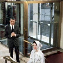 Cary Gran e Audrey Hepburn in Sciarada del 1963