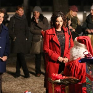 Il Natale della mamma imperfetta: Lucia Mascino e Alessia Barela in una scena