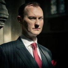 Mark Gatiss In Un Immagine Promozionale Della Stagione 3 Di Sherlock 294320
